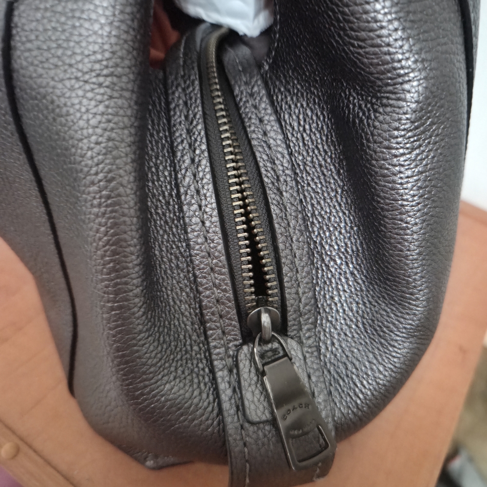 Coach Black Pebbled Leather Shoulder Bag - Picture 3 of 8